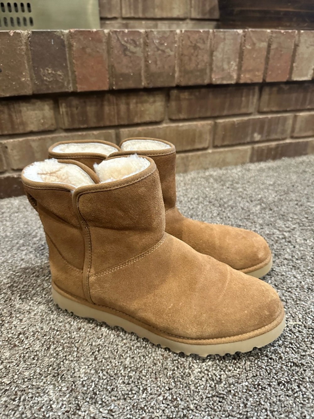 UGG Cory II Chestnut Brown Suede Shearling Lined Ankle Boots US Women’s 7